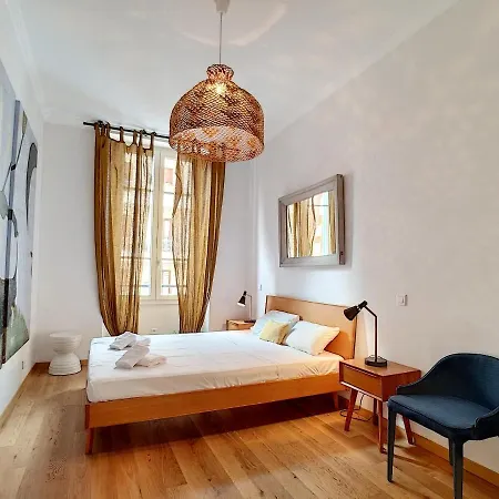 Nestor&jeeves - Colibri Prestige - - Close Sea